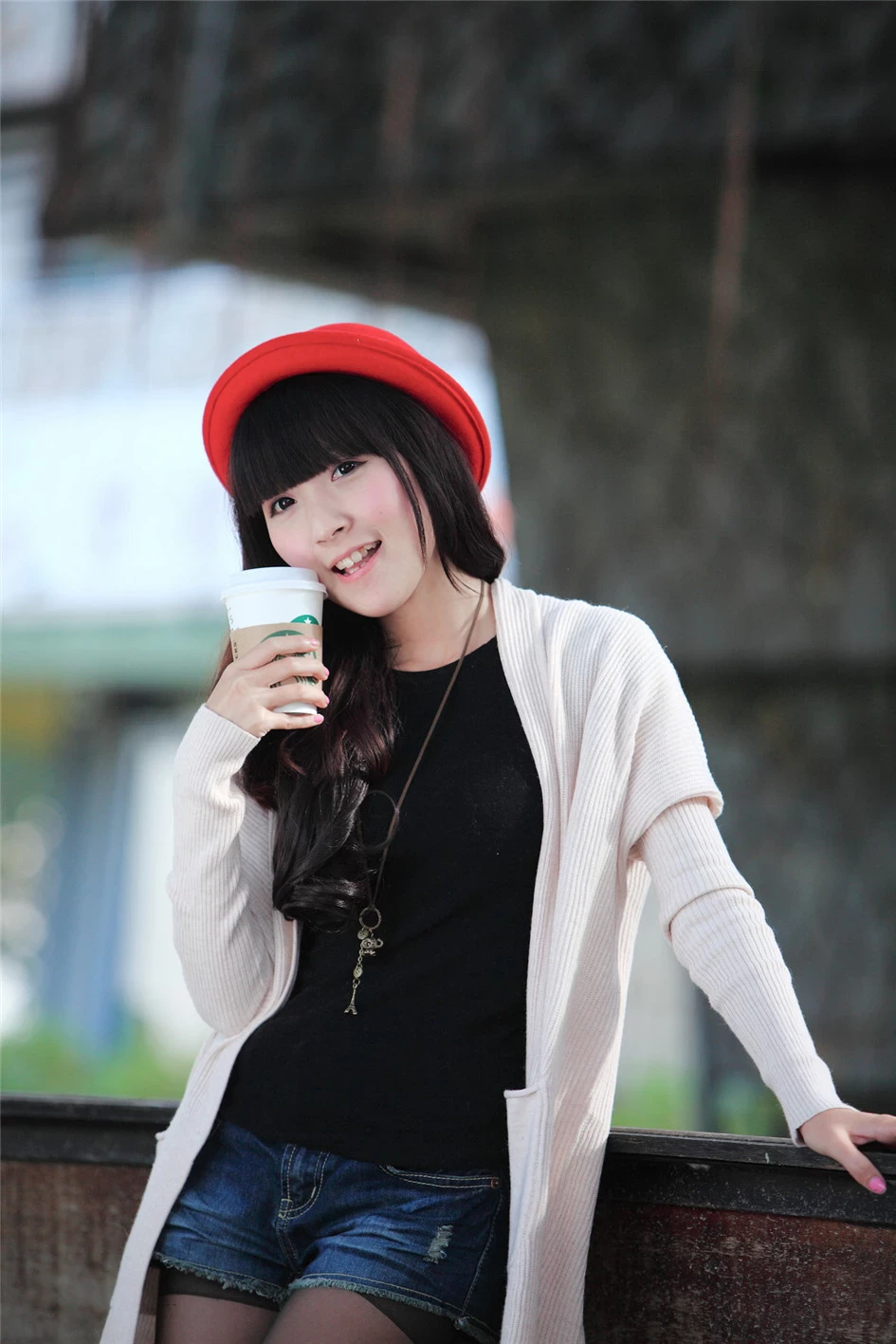 4389896.webp
