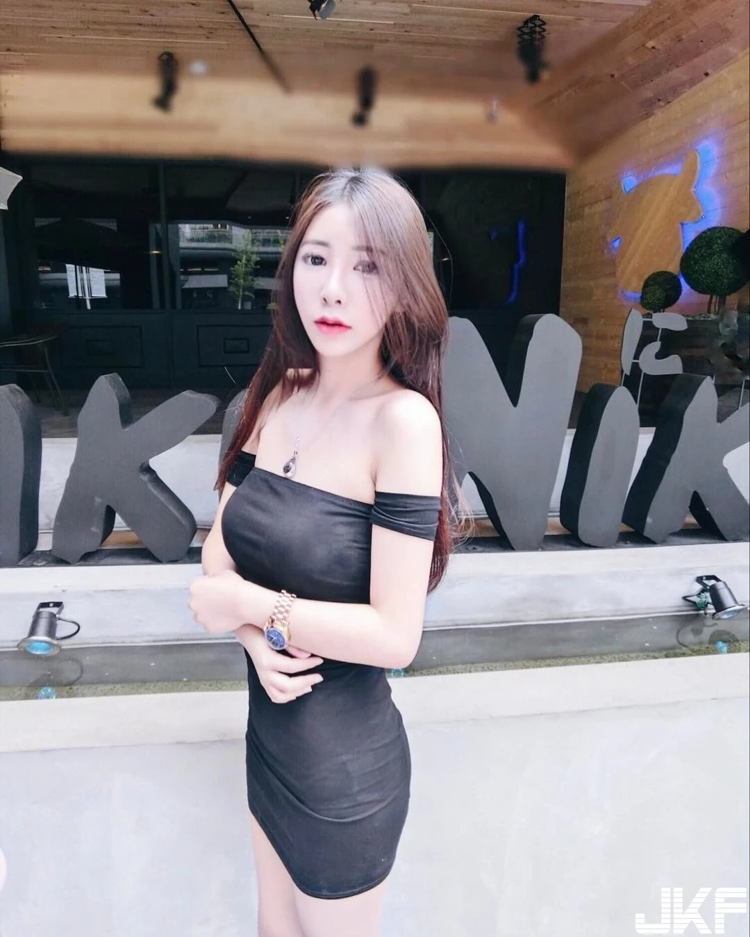 4828485.webp